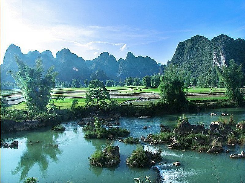 Vietnam Travel 96